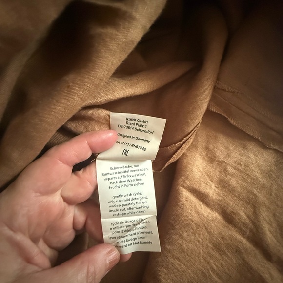 RIANI Tan sleeveless collared Maxi Dress - Picture 5 of 6